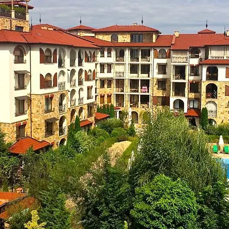 Esteban Apartmán *
